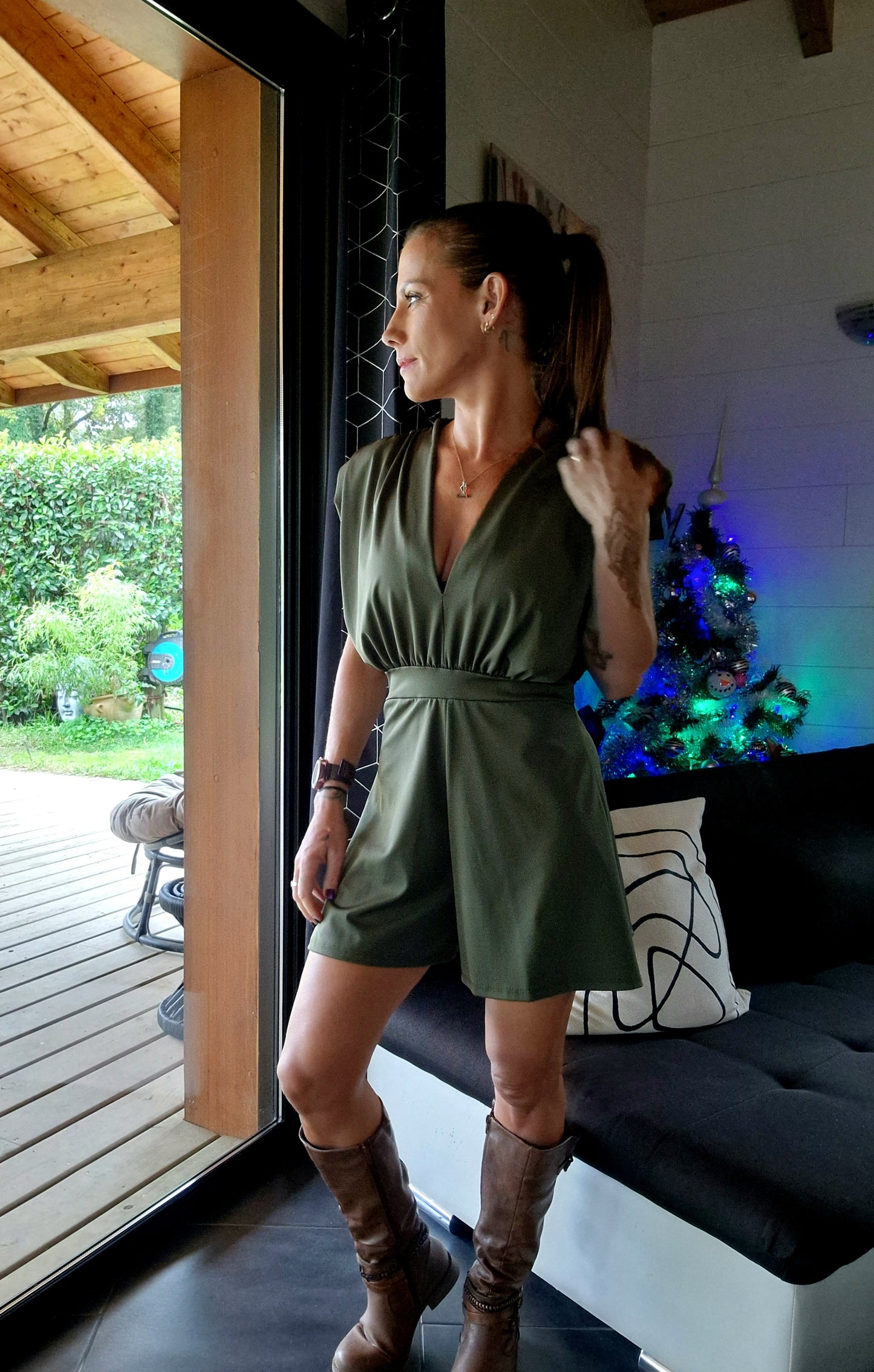 Combishort Kaki JADE – Épaules Structurées