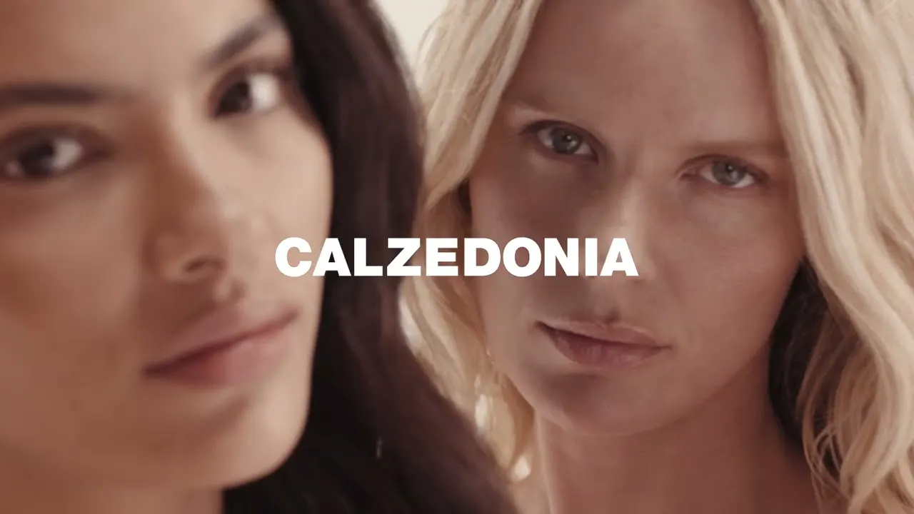 Vignette de la vidéo officielle des collants effet maquillage Calzedonia