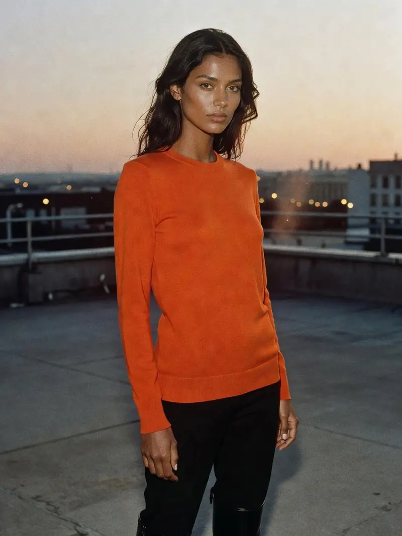 Colorimétrie femme : jouer sa saison dans les accessoires, pas la garde-robe : look 16