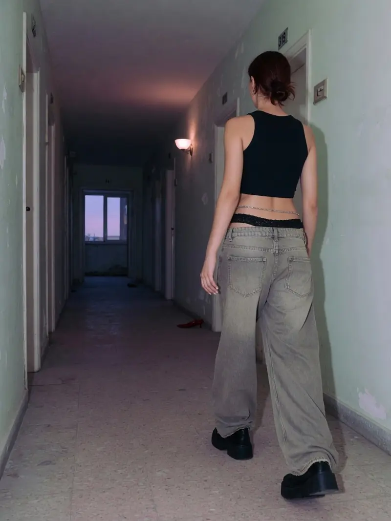 Comment porter un baggy femme taille basse sans qu'il vous trahisse : look 3