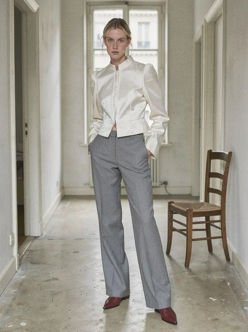 Illustration, mannequin fictif : la tenue complète